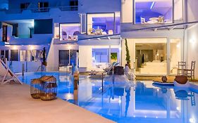 Kouros Home & Suites